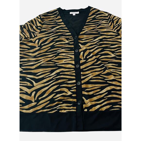 CHICO’S LONG SLV BUTTON-UP V-NECK BLOUSE, US XL(CHICO'S 3), BLACK & GOLD, ANIMAL - Picture 3 of 11